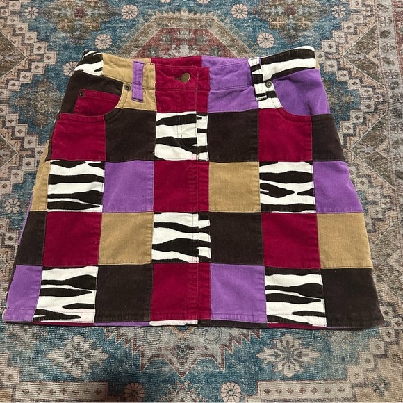 Y2K Talbots Girls patchwork mini skirt with zebra and purple tones size 14 - Picture 3 of 7